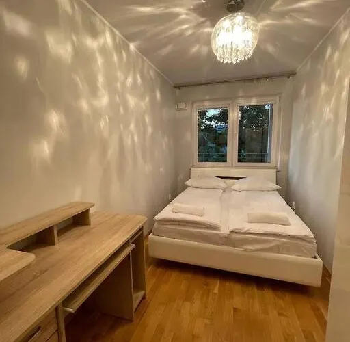 Nice - Big - 3 - 6 People Hotel